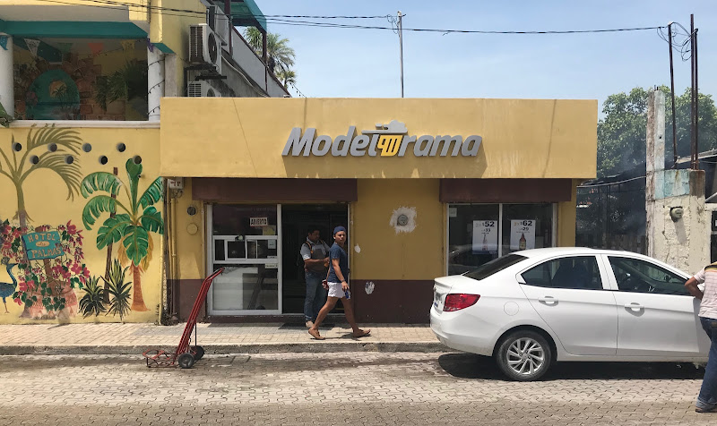 Negocio Modelorama Np-Punto Modelo Mercadito