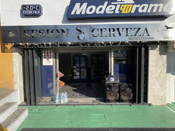 Negocio Modelorama Sesión Cerveza
